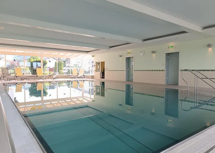 2-raum Lichtnelke - Hallenbad & Sauna *